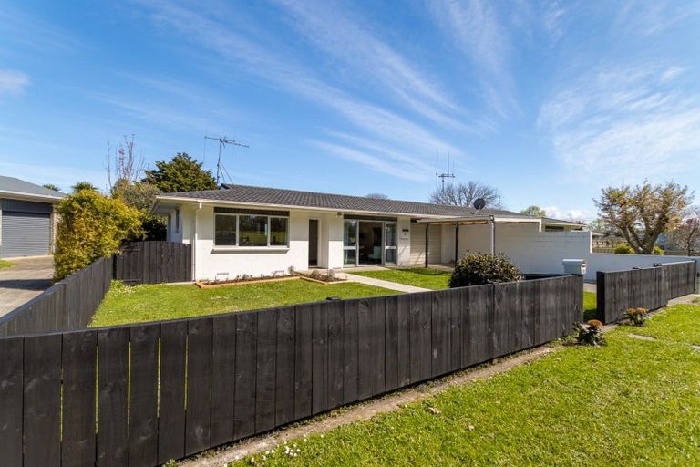 Photo of property in 19 Carlyle Street, Leamington, Cambridge, 3432