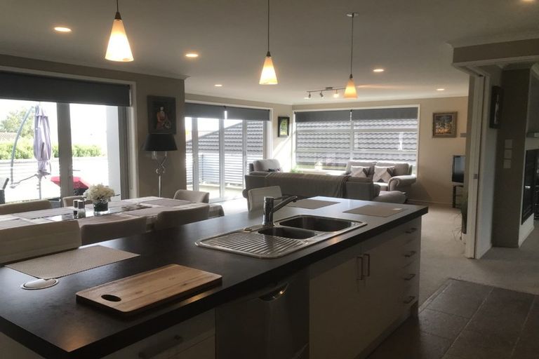 Photo of property in 14 Portobello Way, Huntington, Hamilton, 3210