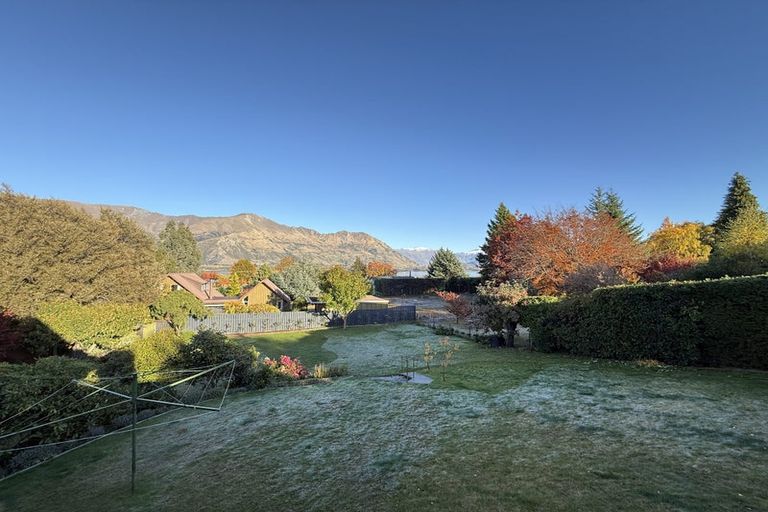 Photo of property in 47 Hunter Crescent, Wanaka, 9305