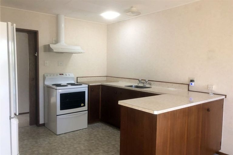 Photo of property in 29 Ruataniwha Street, Waipawa, 4210