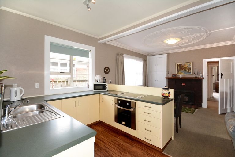 Photo of property in 137a Bay View Road, South Dunedin, Dunedin, 9012