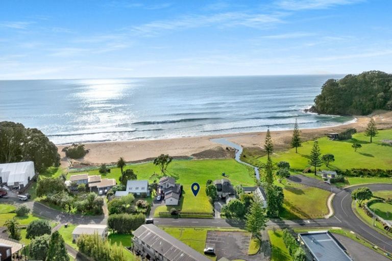 Photo of property in 106 Bambury Place, Onemana, Whangamata, 3691