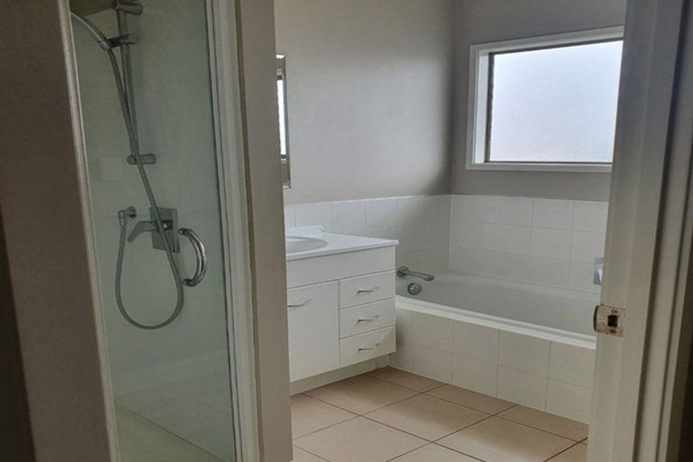 Photo of property in 14a Isabella Drive, Pukekohe, 2120