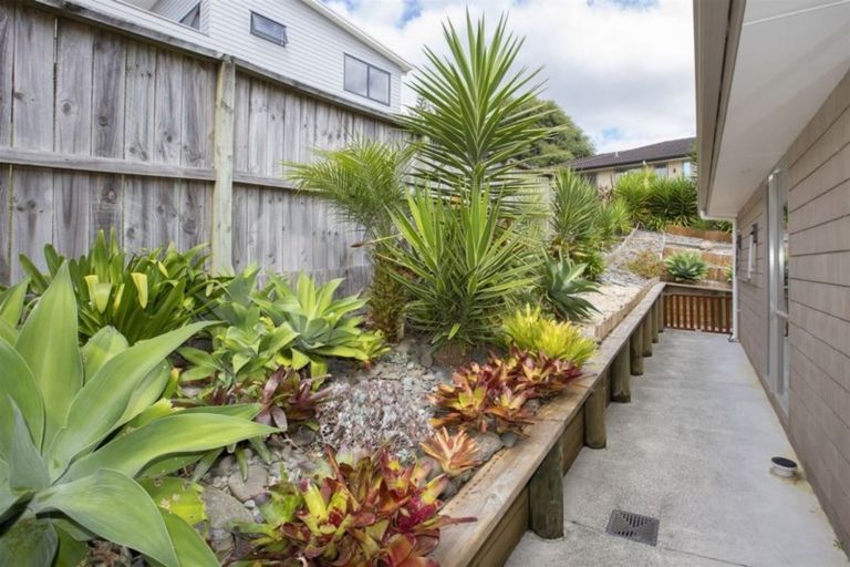 Photo of property in 28 Blue Gum Drive, Warkworth, 0910