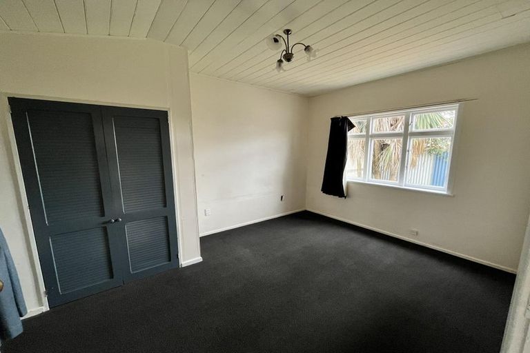 Photo of property in 388 Keyes Road, New Brighton, Christchurch, 8083
