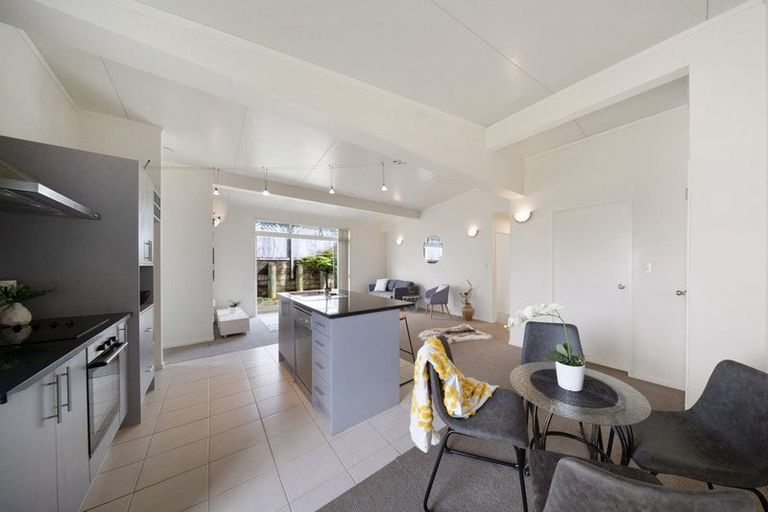 Photo of property in 3 Merlot Lane, Pukekohe, 2120