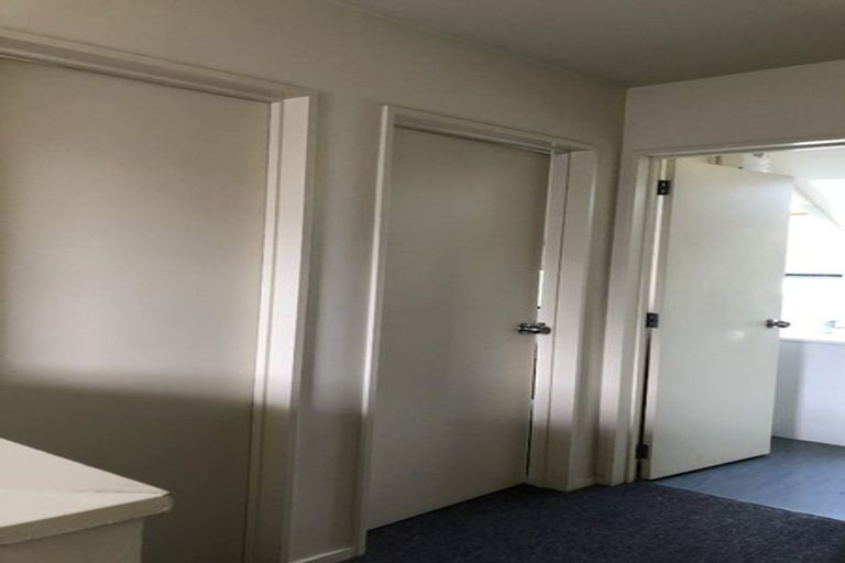 Photo of property in 8a Rex Street, Riccarton, Christchurch, 8041