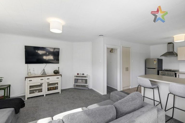 Photo of property in 187a Major Drive, Kelson, Lower Hutt, 5010