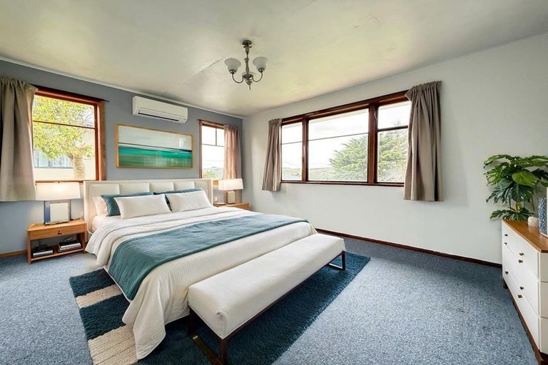 Photo of property in 11-13 Hawtrey Terrace, Johnsonville, Wellington, 6037