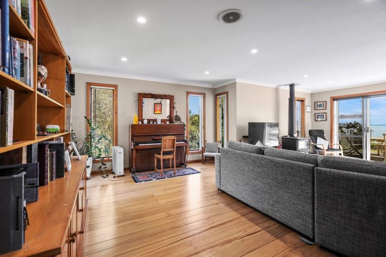 Photo of property in 15 Patui Avenue, Ngarimu Bay, Thames, 3575