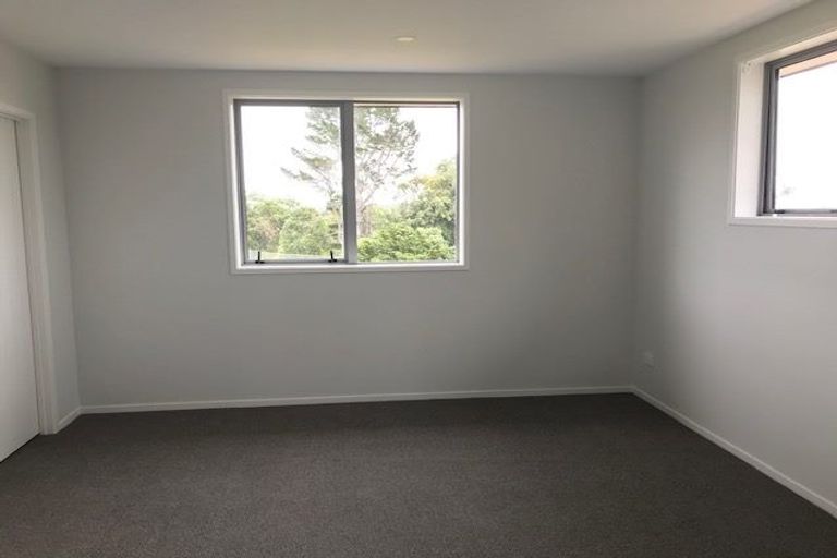 Photo of property in 22 Litten Road, Cockle Bay, Auckland, 2014