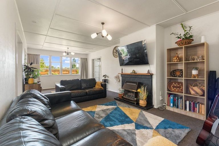 Photo of property in 137 Rangiora Avenue, Roslyn, Palmerston North, 4414