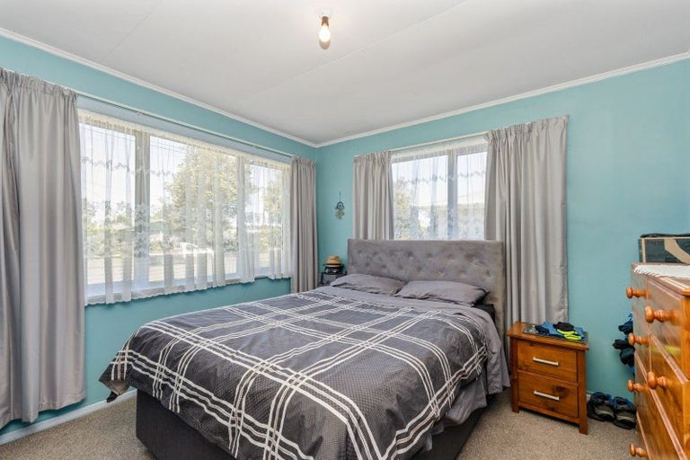 Photo of property in 6 Grenville Street, Levin, 5510