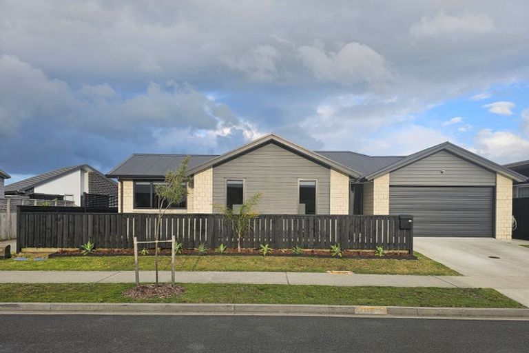 Photo of property in 55 Kotiate Street, Papamoa Beach, Papamoa, 3118
