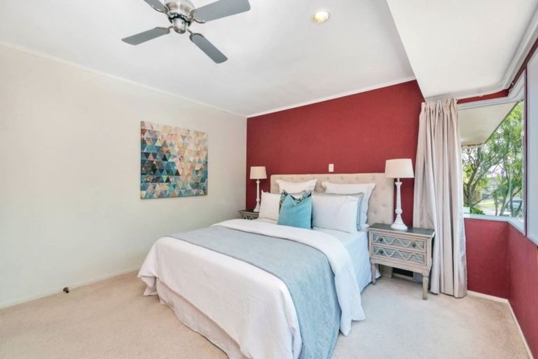 Photo of property in 1/26 Steeple Rise, Pakuranga, Auckland, 2010