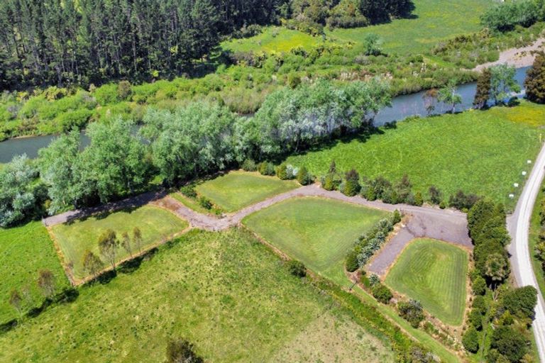 Photo of property in Otara Road East, Tirohanga, Opotiki, 3197