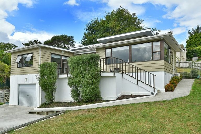 Photo of property in 7 Mangakura Road, Helensville, 0800