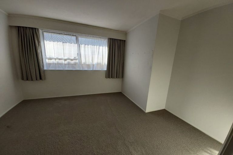 Photo of property in 8 Donald Street, Regent, Whangarei, 0112