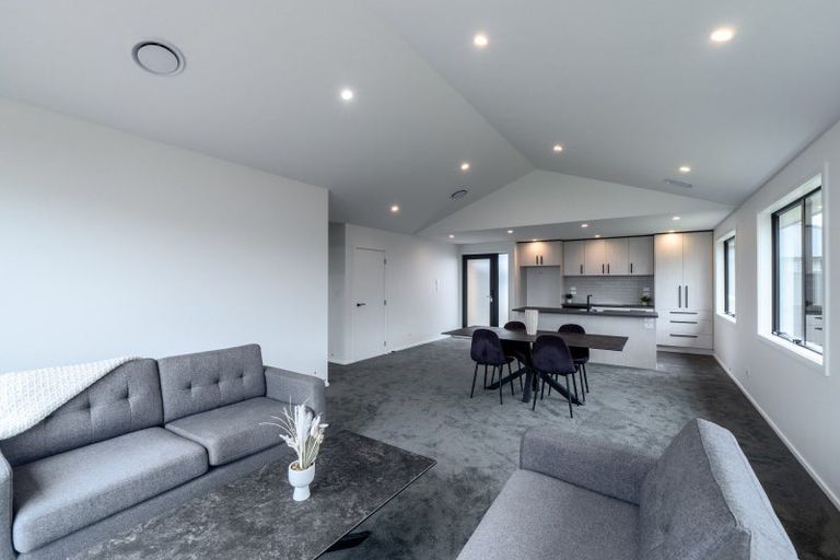 Photo of property in 99 Hoffman Court, Waikiwi, Invercargill, 9810