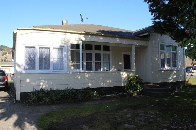 Photo of property in 2 Carroll Street, Te Kuiti, 3910