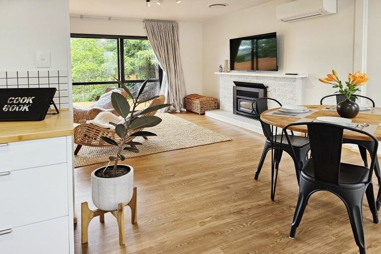 Photo of property in 3 Breadalbane Road, Havelock North, 4130