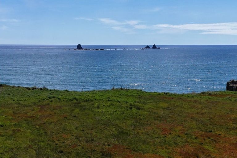 Photo of property in 1010 Cape Foulwind Road, Cape Foulwind, Westport, 7892