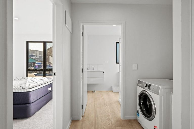 Photo of property in 16 Waterfowl Road, Jacks Point, 9371