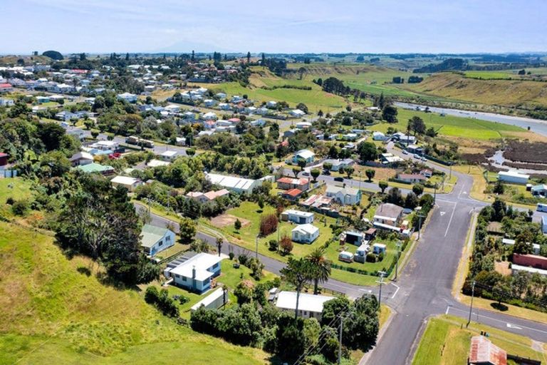 Photo of property in 13 Norfolk Street, Patea, 4520