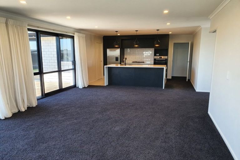 Photo of property in 3 Roy Johns Way, Bell Block, New Plymouth, 4312