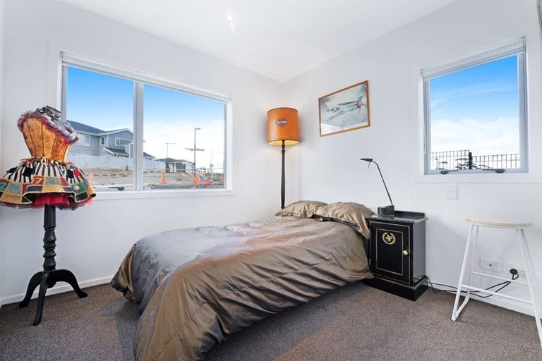 Photo of property in 18e/71 Spencer Road, Oteha, Auckland, 0632