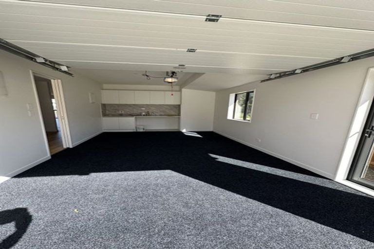 Photo of property in 20 Baumea Rise, Massey, Auckland, 0614