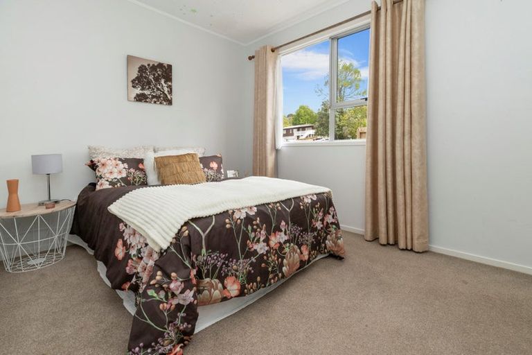 Photo of property in 7 Talmar Place, Massey, Auckland, 0614