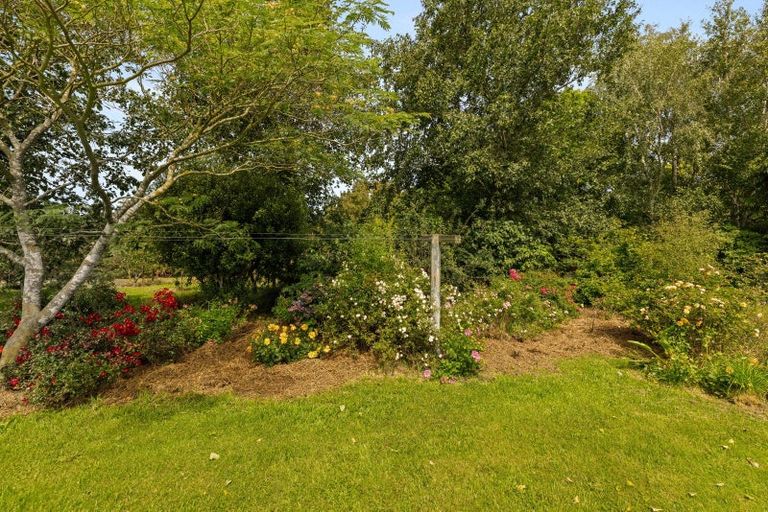 Photo of property in 1600 Clintons Road, Darfield, 7571