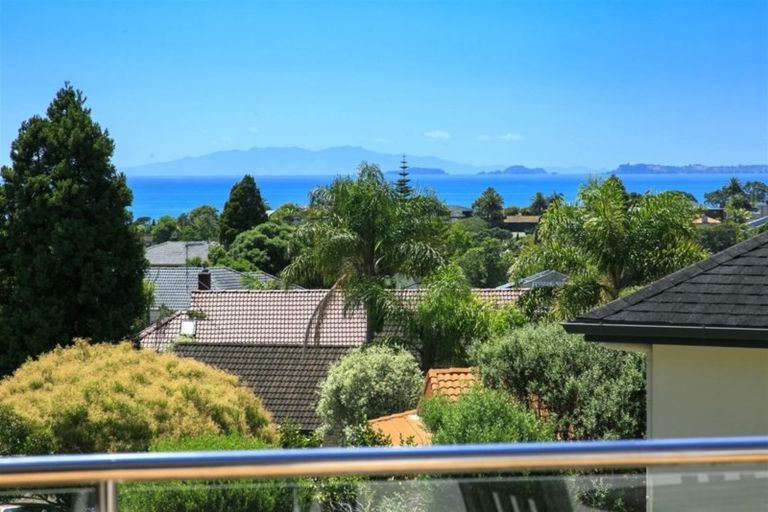 Photo of property in 13 Asbury Crescent, Campbells Bay, Auckland, 0630