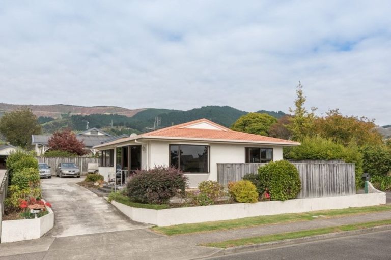 Photo of property in 28 Edward Street, Richmond, 7020