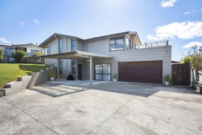 Photo of property in 6 Rangeview Place, Feilding, 4702