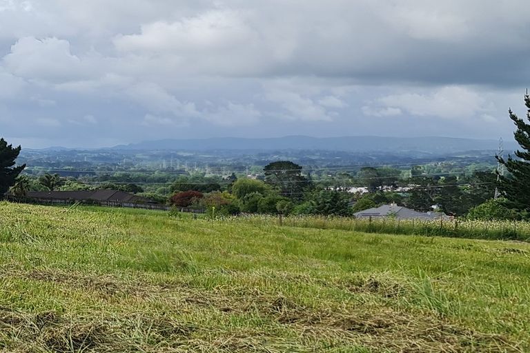 Photo of property in 409 Old North Road, Kumeu, 0892