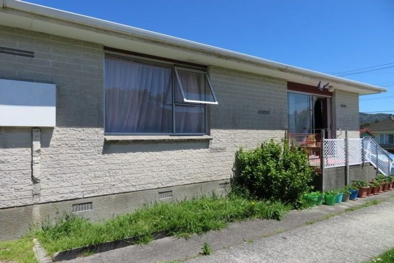 Photo of property in 78a Wise Street, Wainuiomata, Lower Hutt, 5014