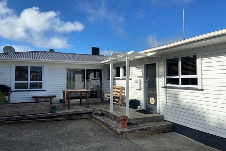 Photo of property in 25 Carr Street, Te Kamo, Whangarei, 0112