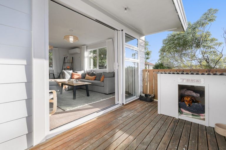 Photo of property in 38 Queen Road, Bellevue, Tauranga, 3110