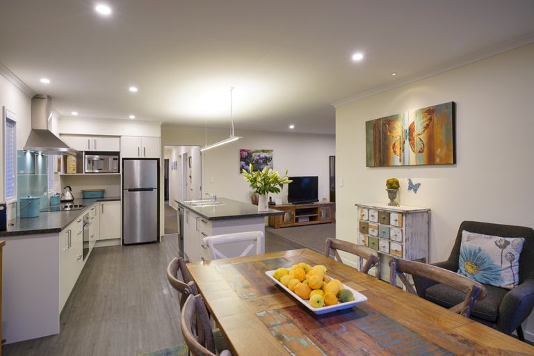 Photo of property in 1 Haig Place, Woolston, Christchurch, 8023