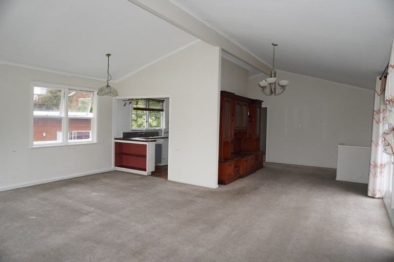 Photo of property in 4 Ondine Place, Glenfield, Auckland, 0629