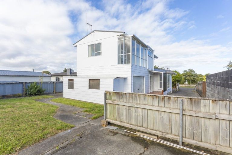 Photo of property in 25 Karamea Crescent, Kelvin Grove, Palmerston North, 4414
