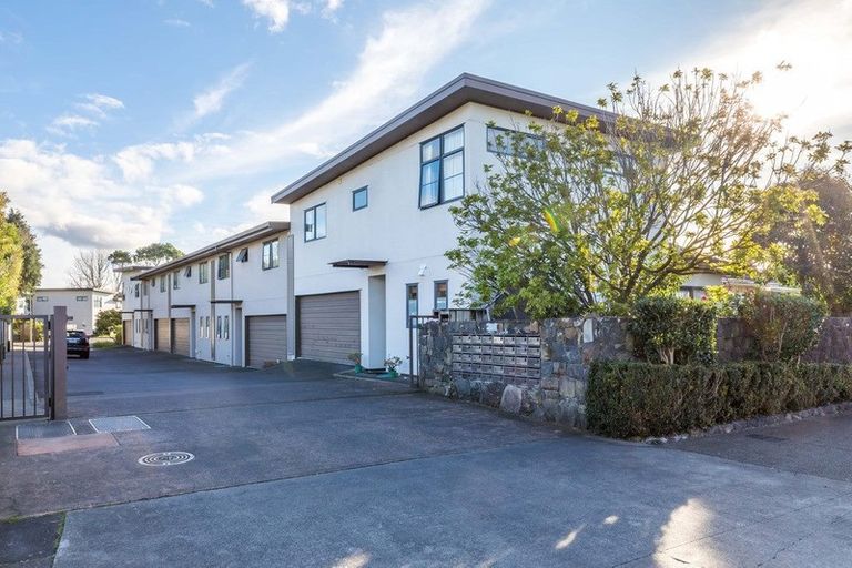 Photo of property in 64/42 Holly Street, Avondale, Auckland, 1026