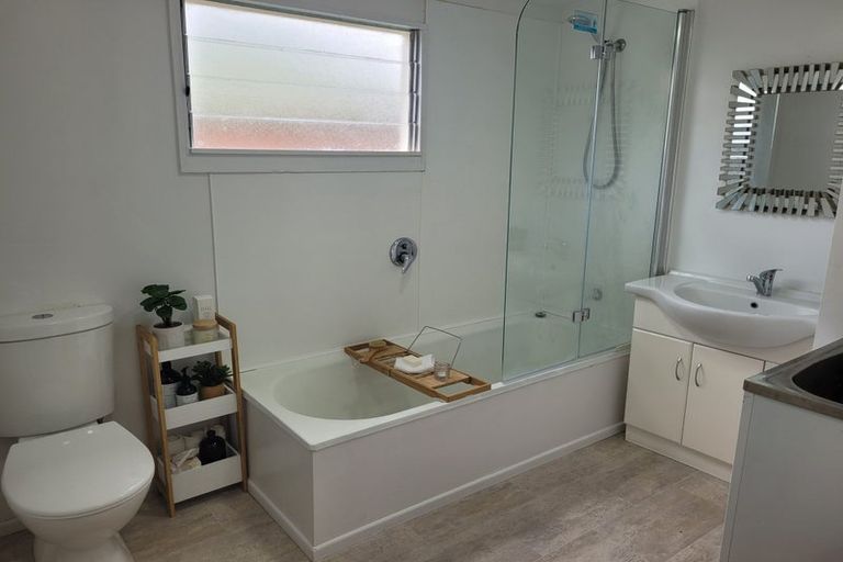 Photo of property in 1019a Reka Street, Akina, Hastings, 4122