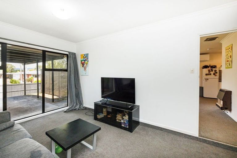 Photo of property in 11 Slacks Road, Awapuni, Palmerston North, 4412