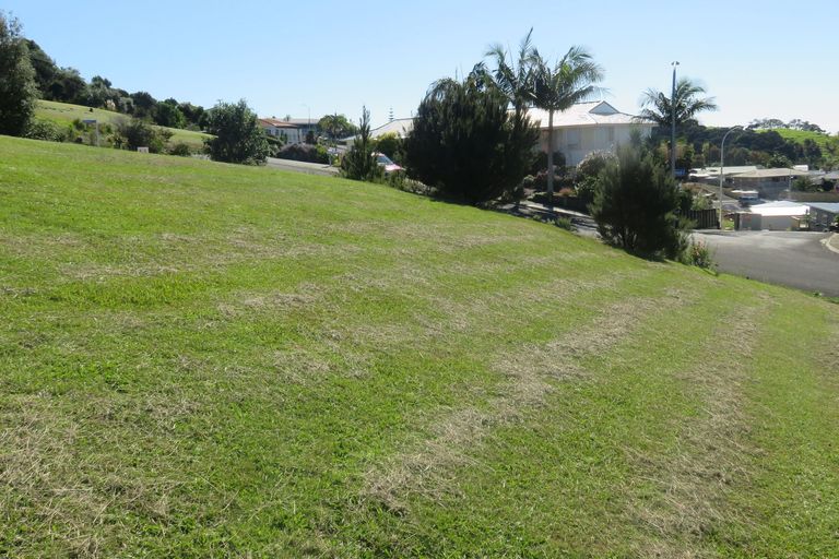 Photo of property in 15 Hibiscus Avenue, Cable Bay, 0420