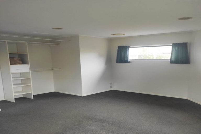 Photo of property in 38 Somerville Road, Shelly Park, Auckland, 2014