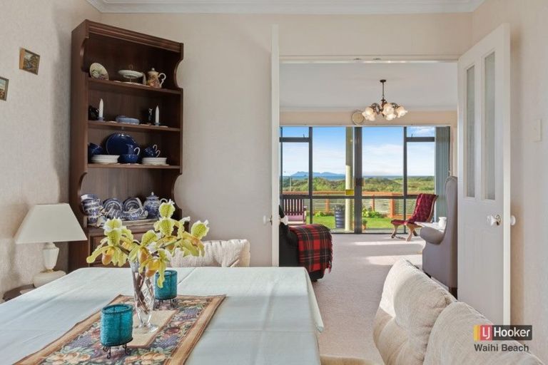 Photo of property in 142 Seaforth Road, Waihi Beach, 3611