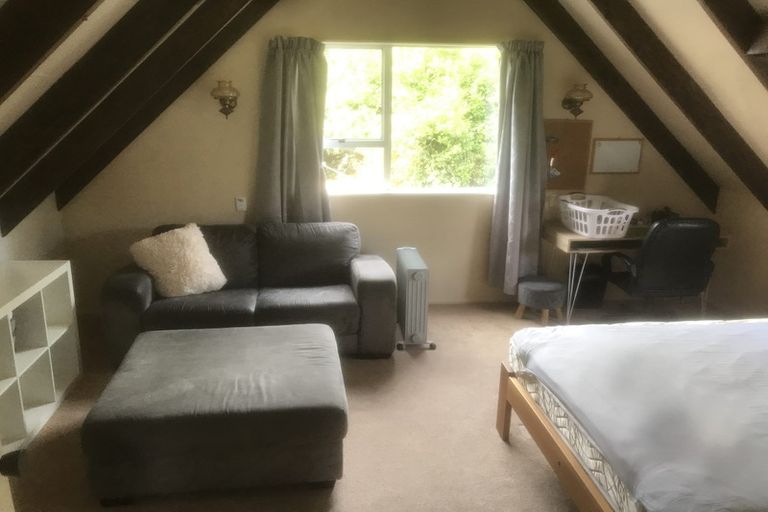 Photo of property in 15b Williams Street, Sunshine Bay, Queenstown, 9300